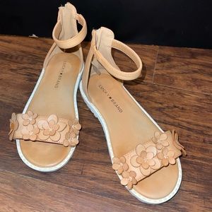 Lucky Brand Girls Floral Tan Strap Sandel (Size 11)